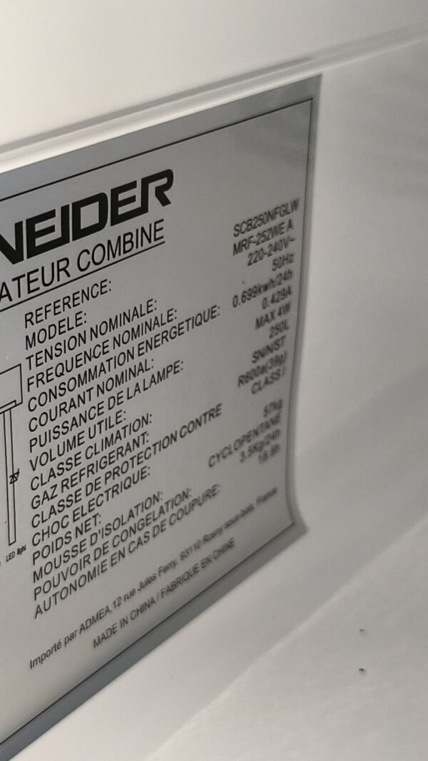 Réfrigérateur Schneider