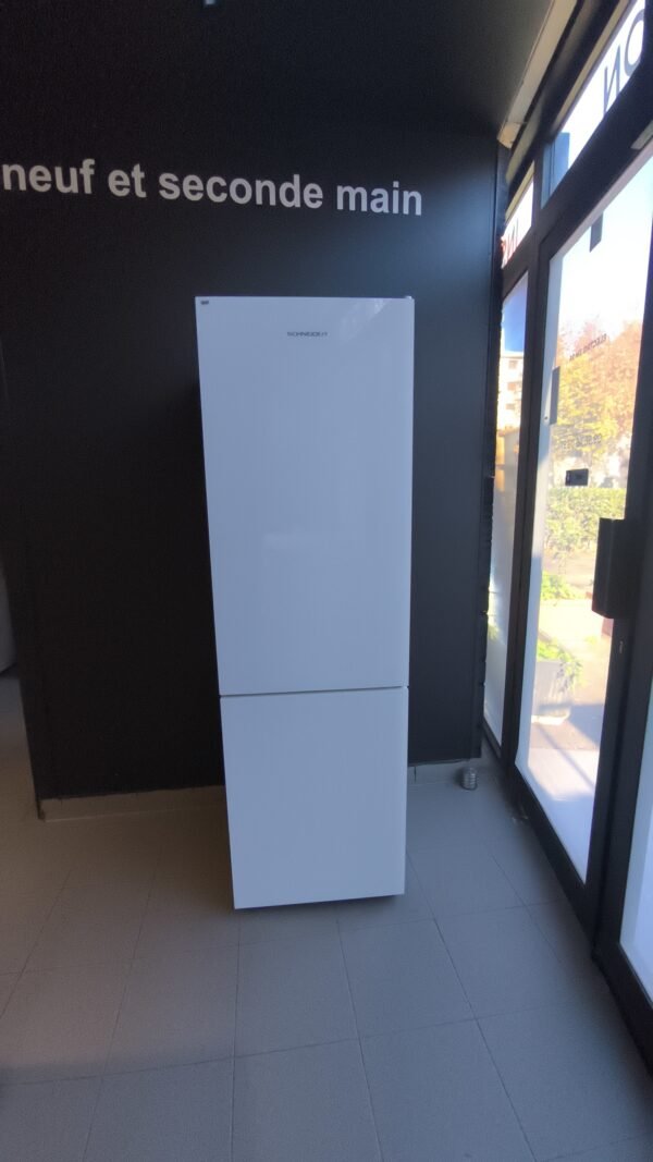Réfrigérateur Schneider