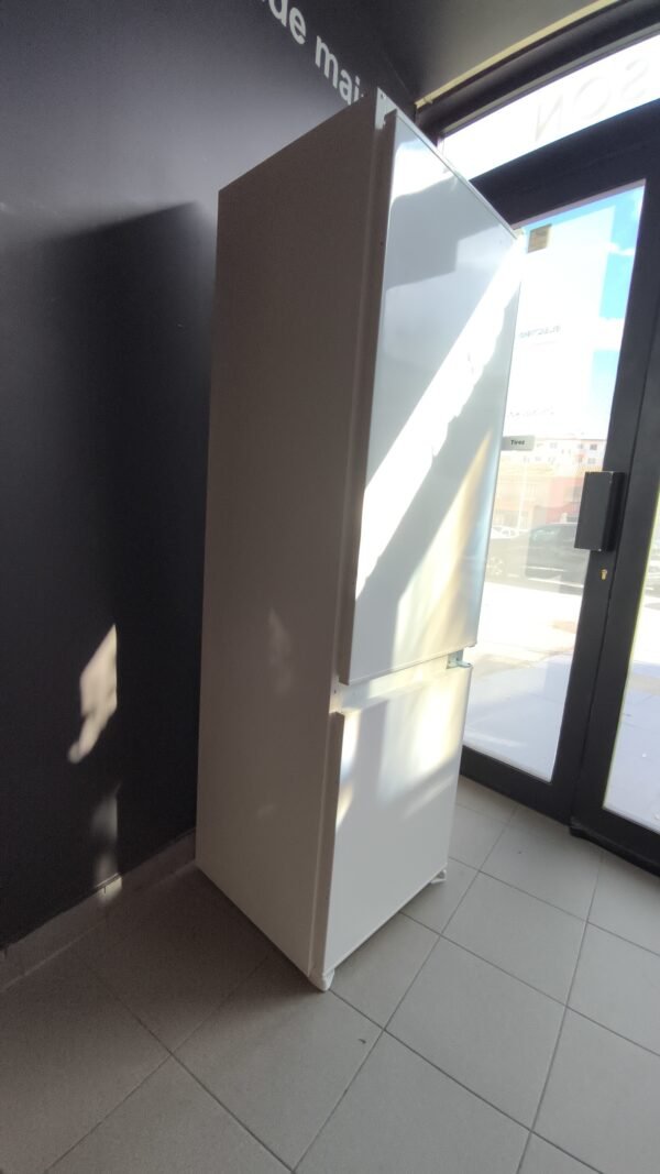 Réfrigérateur encastrable