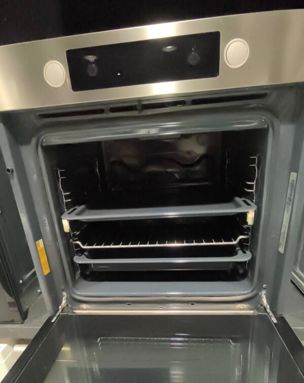 Four encastrable Whirlpool