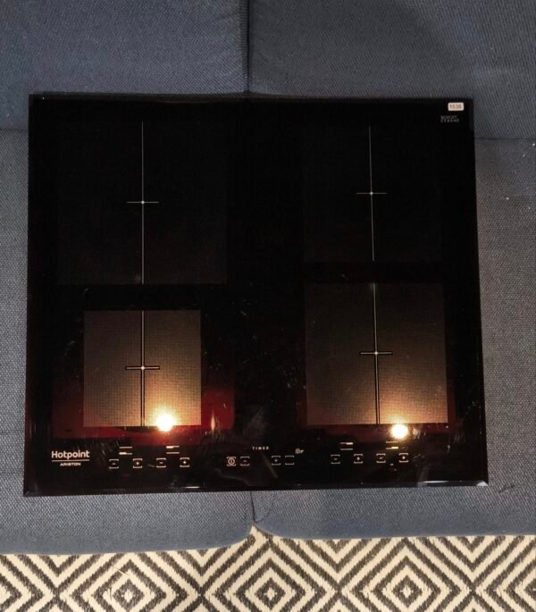 Plaque induction Hotpoint Ariston