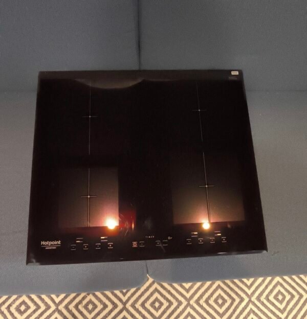 Plaque induction Hotpoint Ariston