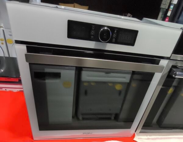 Four encastrable Whirlpool blanc