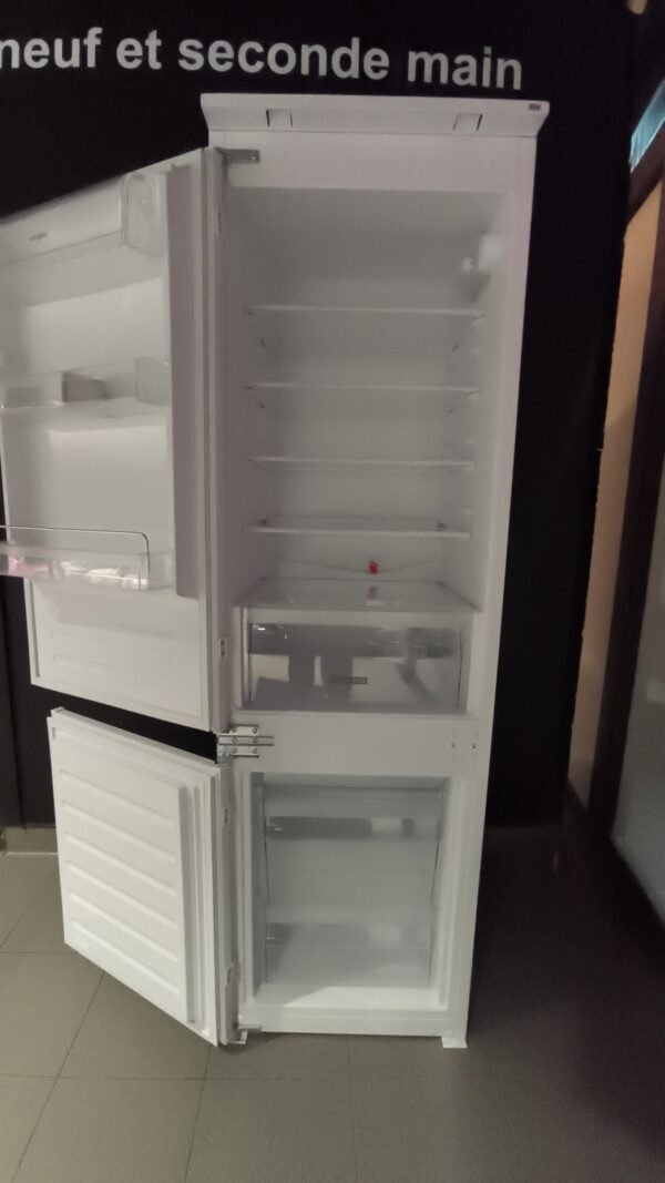 réfrigérateur encastrable Whirlpool
