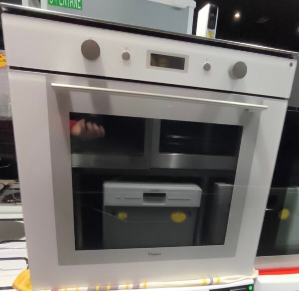 Four encastrable Whirlpool blanc