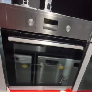 Four encastrable Electrolux