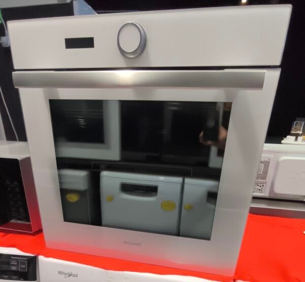 Four encastrable brandt blanc