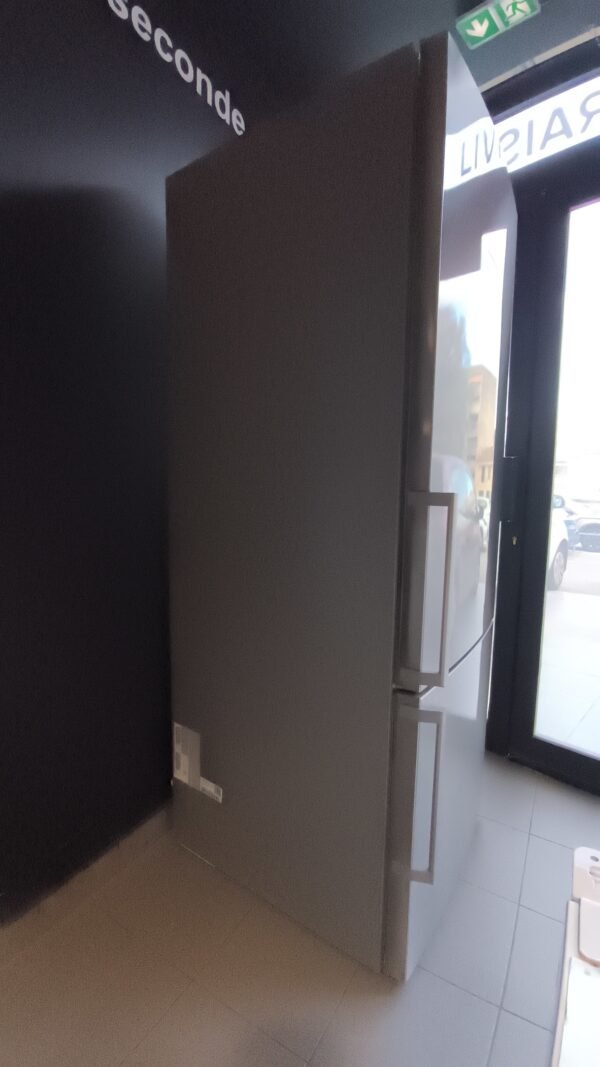 Réfrigérateur Bosch 70 cm de largeur