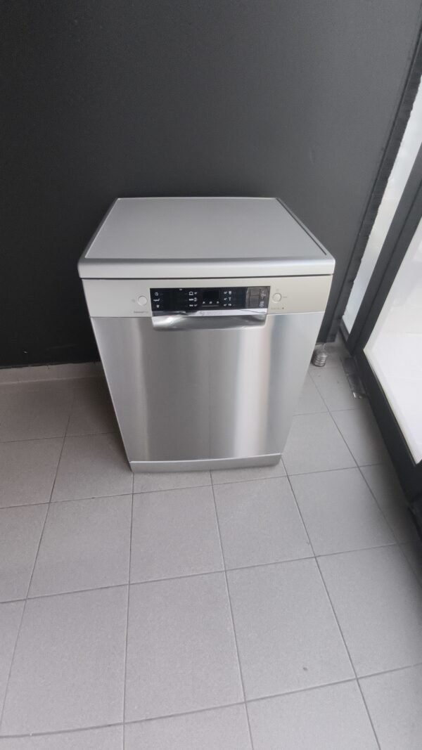 Lave vaisselle Bosch série 4 inox