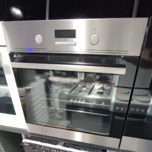 Four encastrable Electrolux