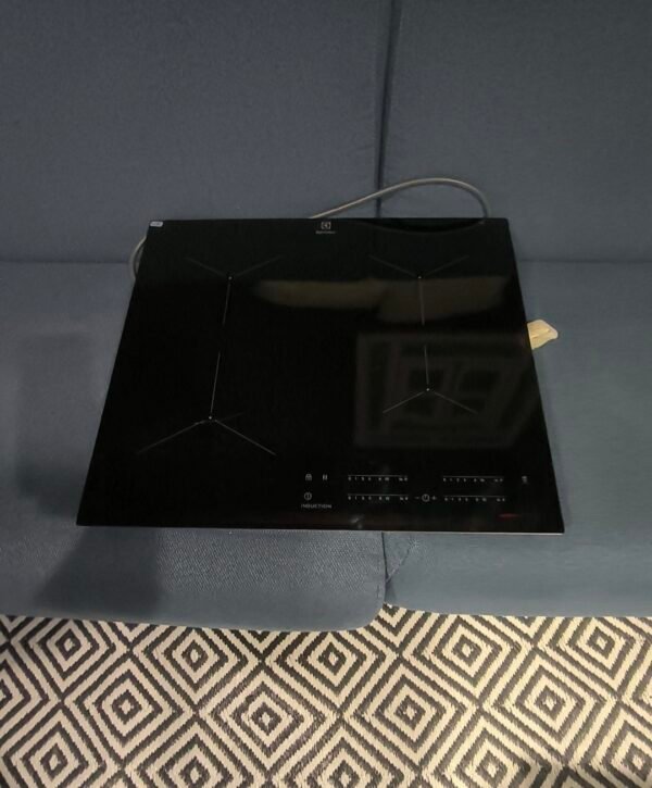 Plaque induction Electrolux