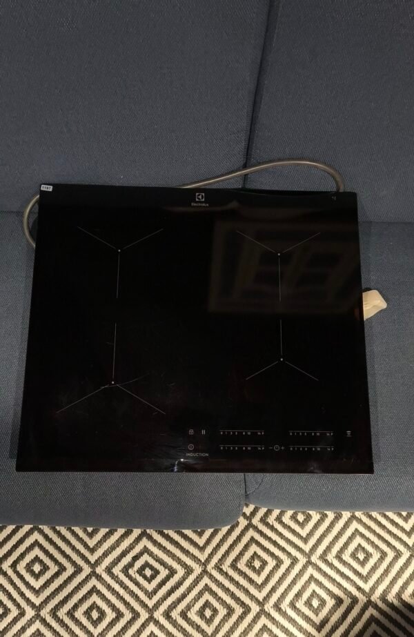 Plaque induction Electrolux