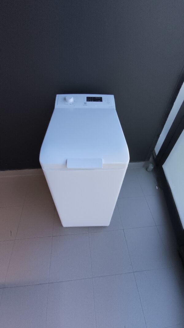 Snapchat-1566602552 Lave linge top Electrolux