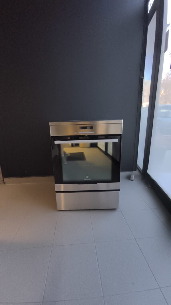 Cuisinière induction Electrolux