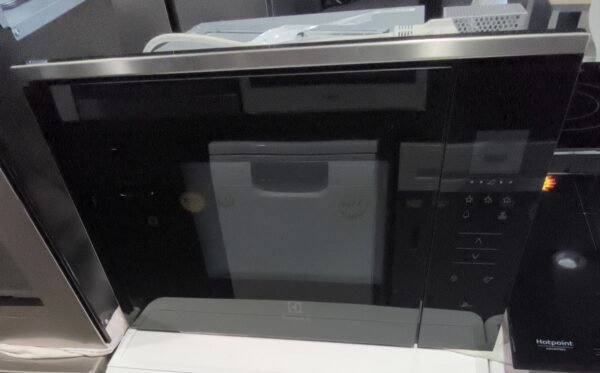 IMG_20260605_163713 Micro onde encastrable Electrolux