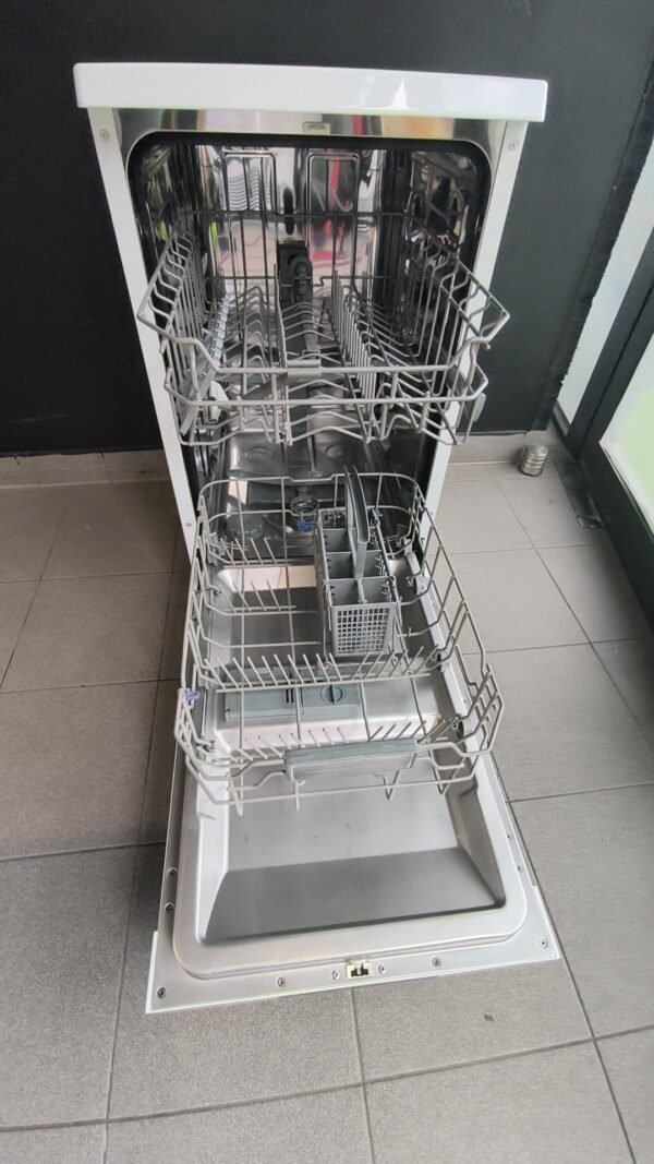 Lave vaisselle Far 45 cm de largeur