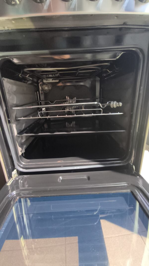 Cuisinière vitrocéramique Indesit 50 cm de largeur