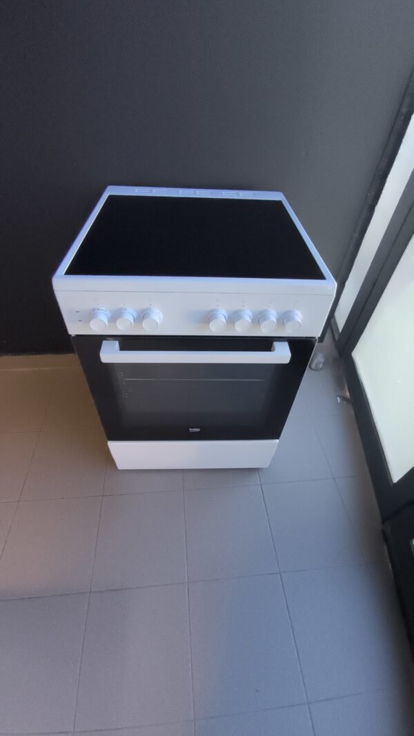 Snapchat-412225434 Cuisinière vitrocéramique beko