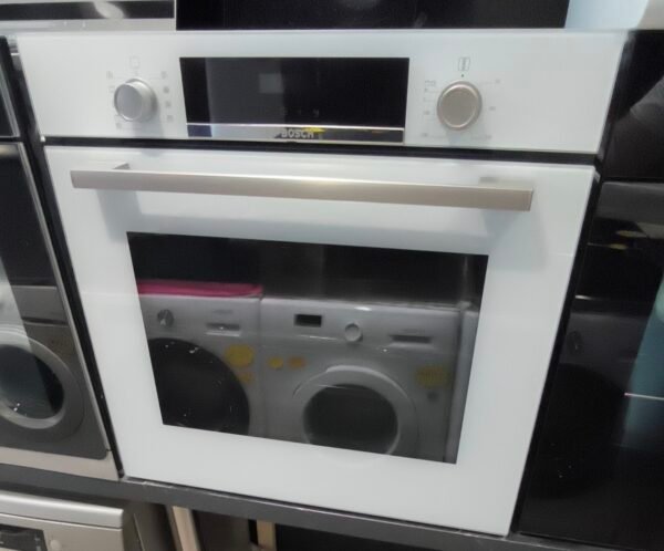 Four encastrable Bosch blanc pyrolyse