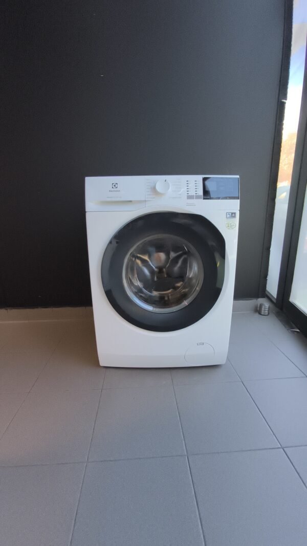 Snapchat-1216194257 Lave linge Electrolux 8 kg