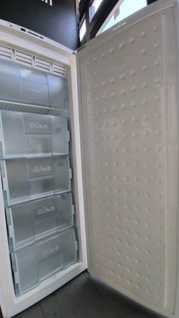 Congélateur armoire Beko no frost