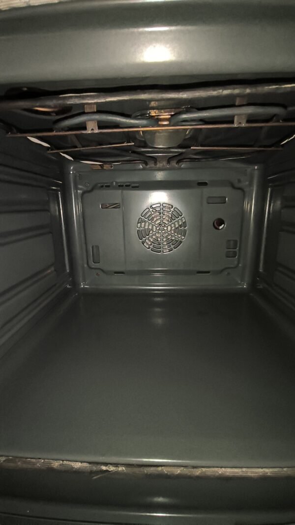 Snapchat-1869076545 Four encastrable Bosch inox