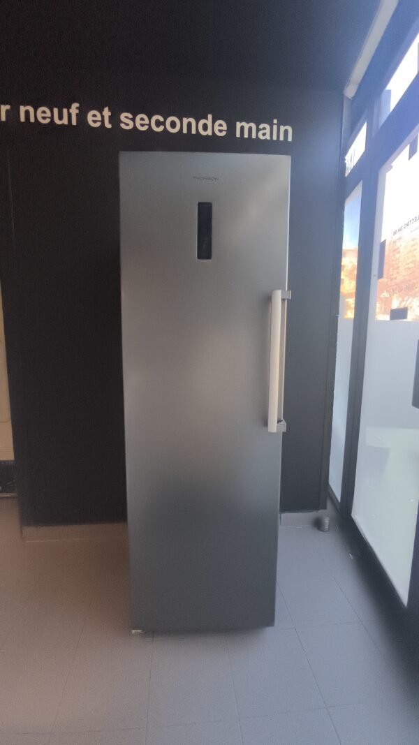 Snapchat-1942556403 Congélateur armoire Thomson
