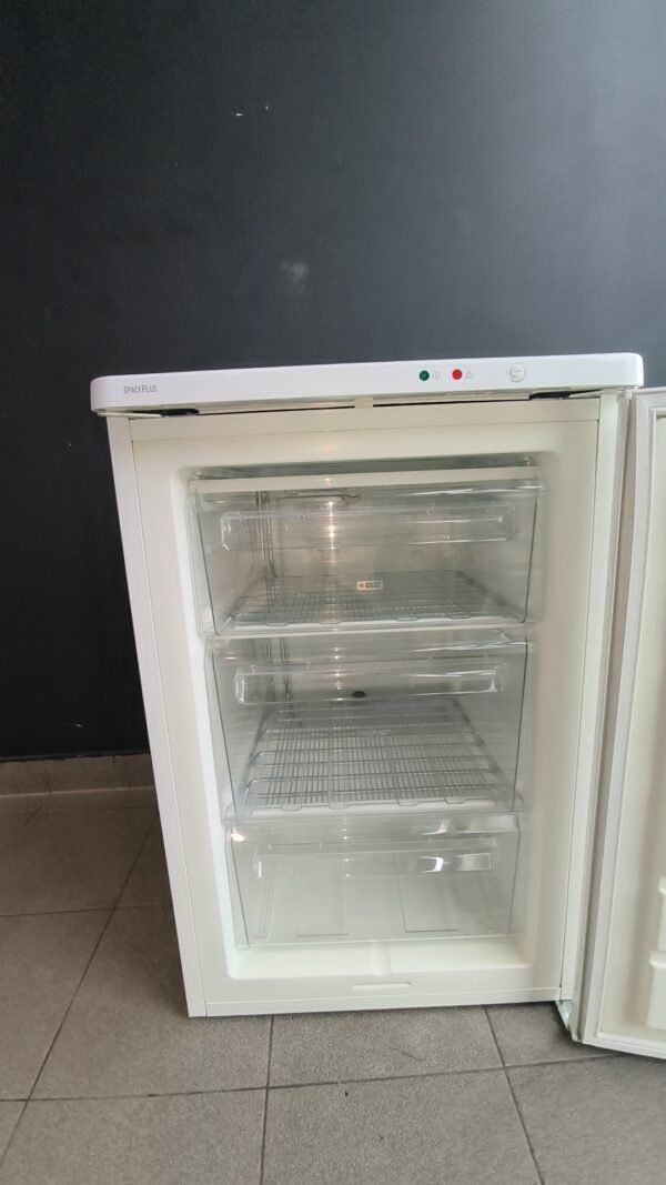 Snapchat-1214962141 Congélateur armoire Electrolux