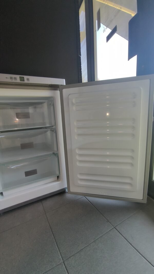Congélateur armoire Liebherr sylver
