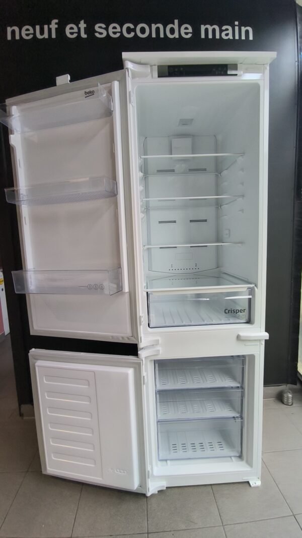 Réfrigérateur encastrable beko