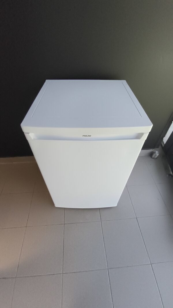 Snapchat-196255488 congélateur armoire proline