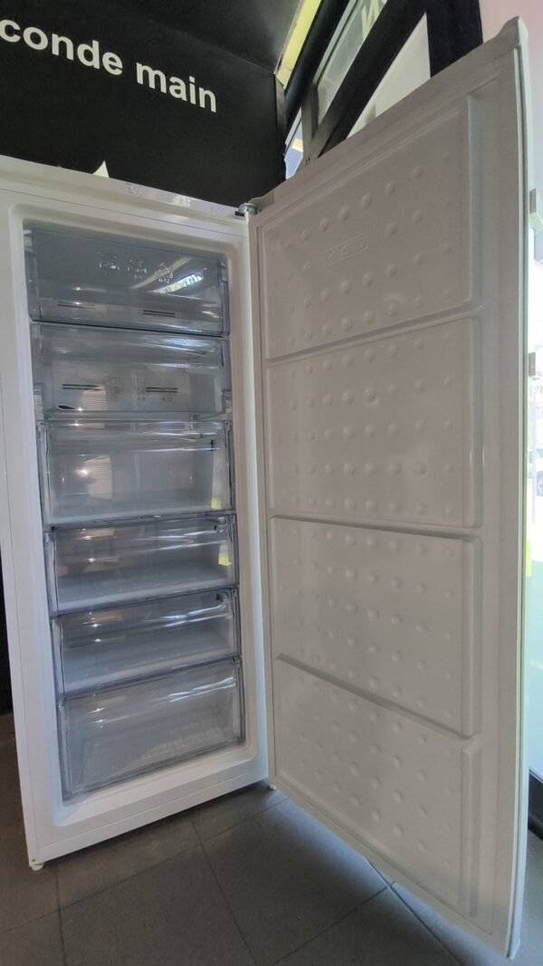 Congélateur armoire Beko