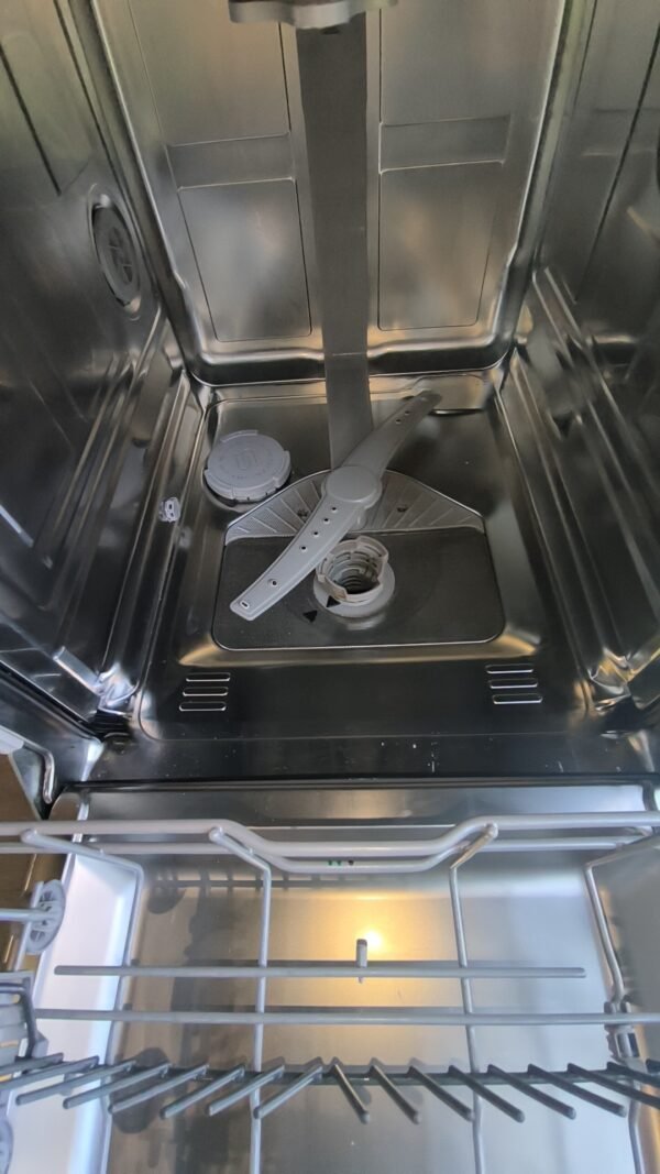 Lave vaisselle Bosch inox 45 cm de largeur