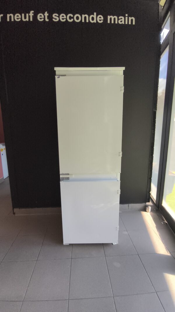 Réfrigérateur encastrable Ikea