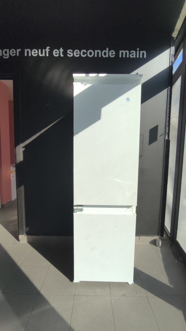 Réfrigérateur encastrable Whirlpool