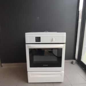 Cuisinière induction Brandt blanche